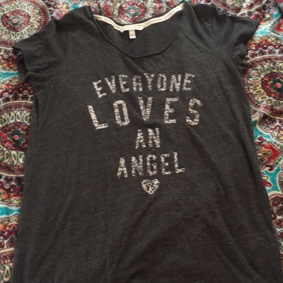 Victoria's Secret Tops - 🌺Victoria Secret size small top 🌺 6 for 25